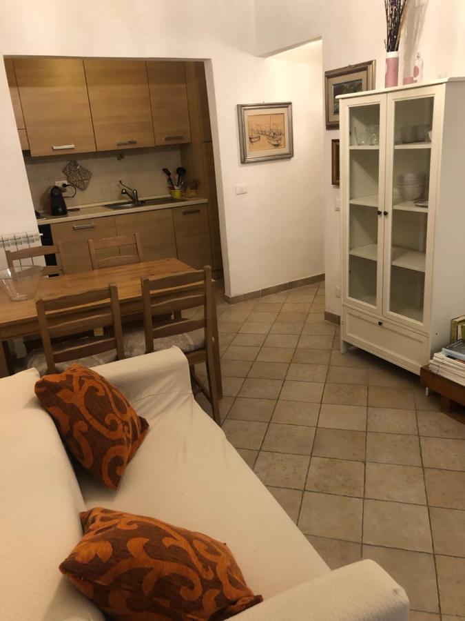 Casa Gabry In Centro Leilighet Sarzana Eksteriør bilde